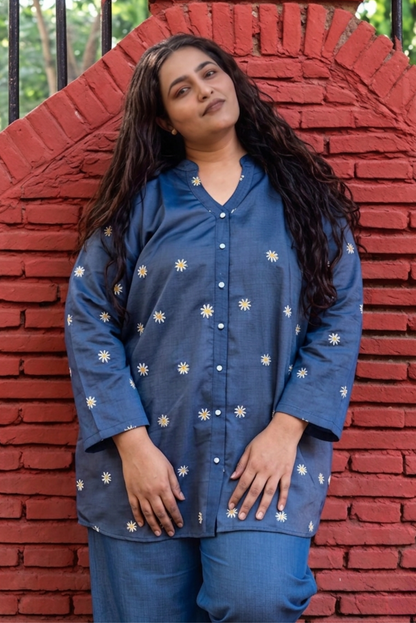 Embroidery Daisy Breeze Shirt