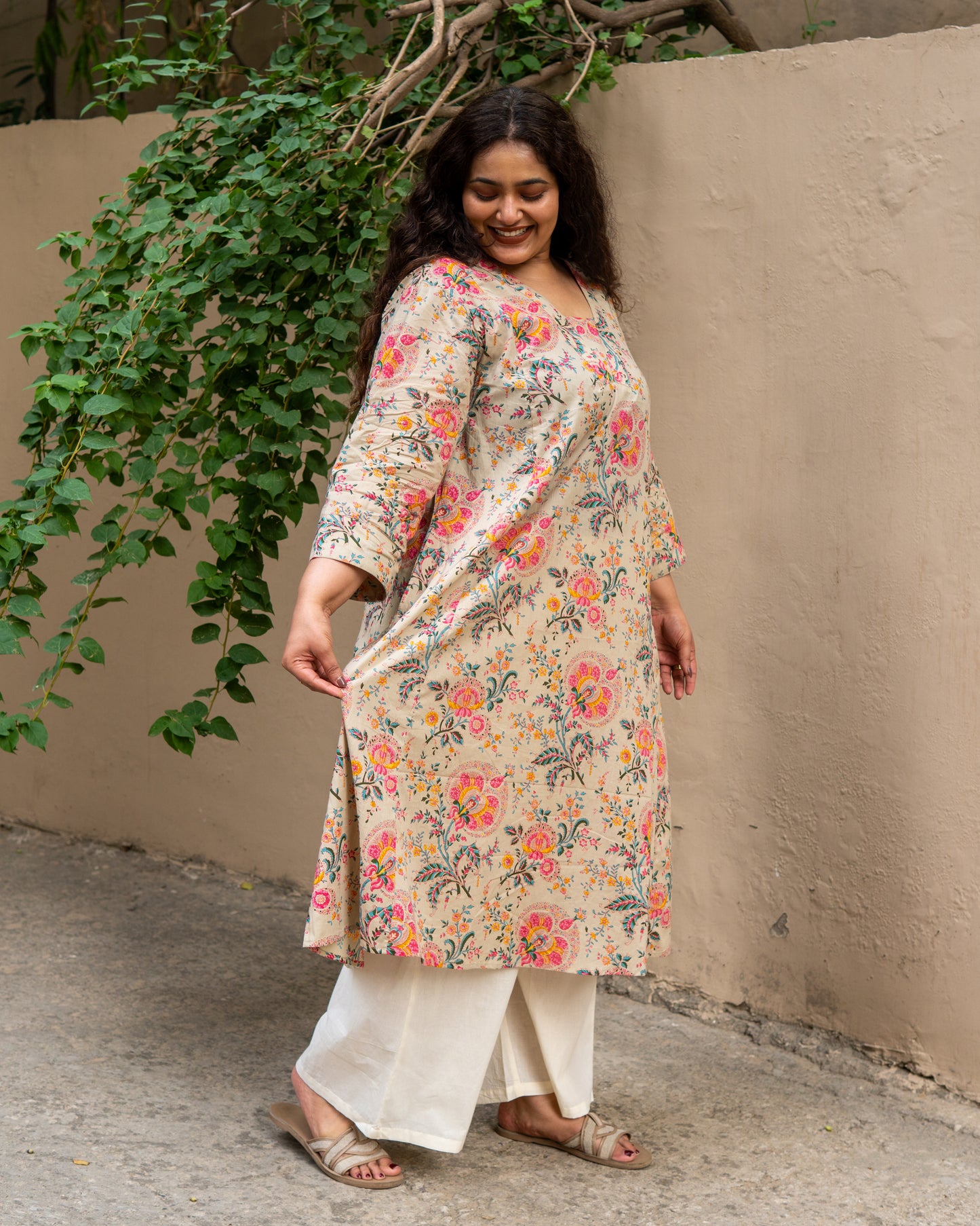 Gulmohar Grace A-Line Kurta