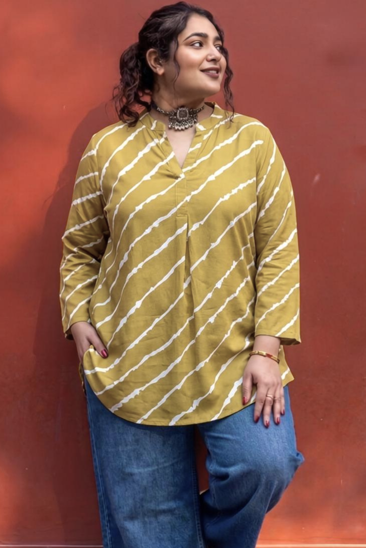 Golden Lehariya RelaxFit Top
