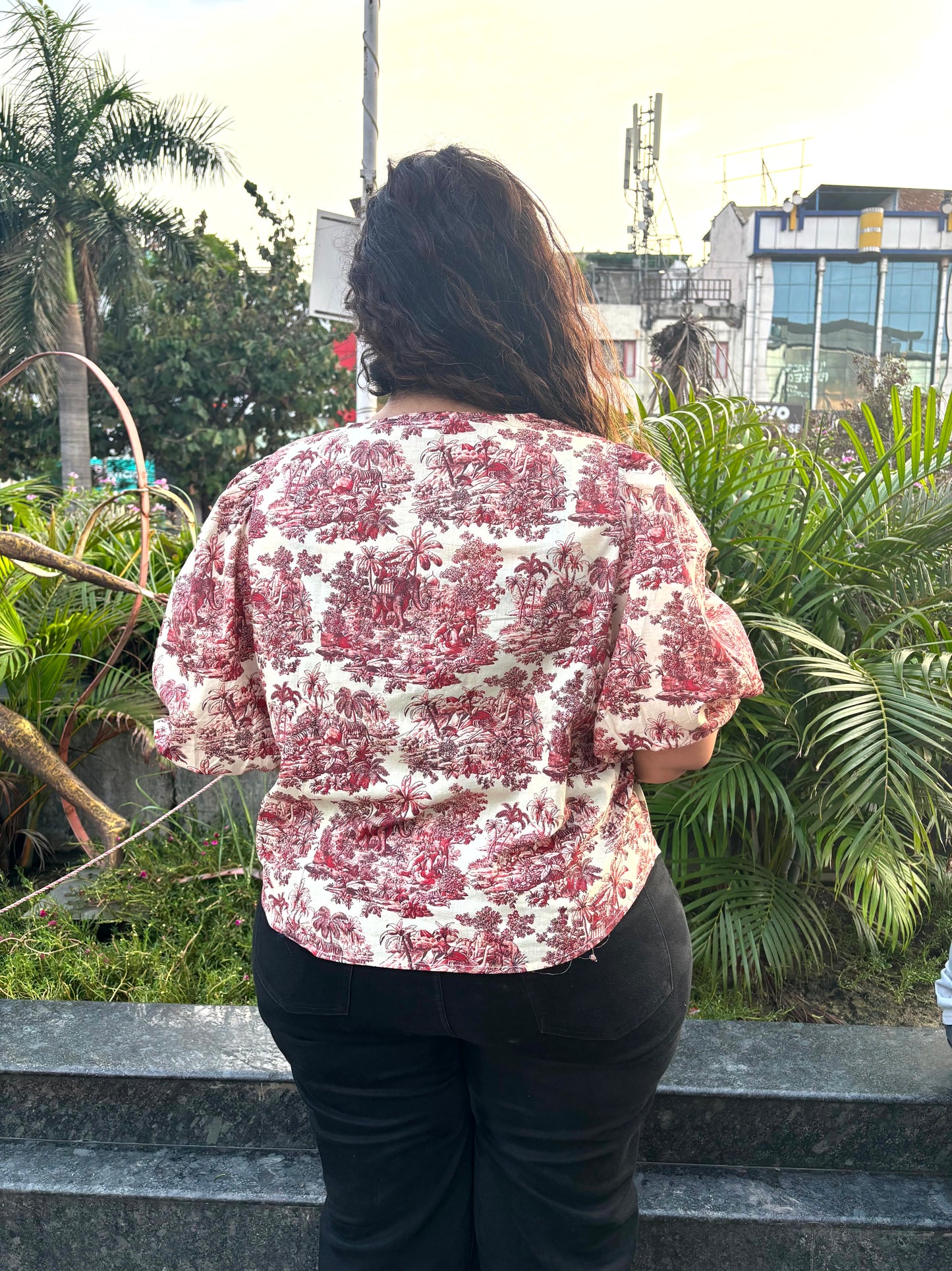 Vintage Toile Wild Grid Buttoned Top